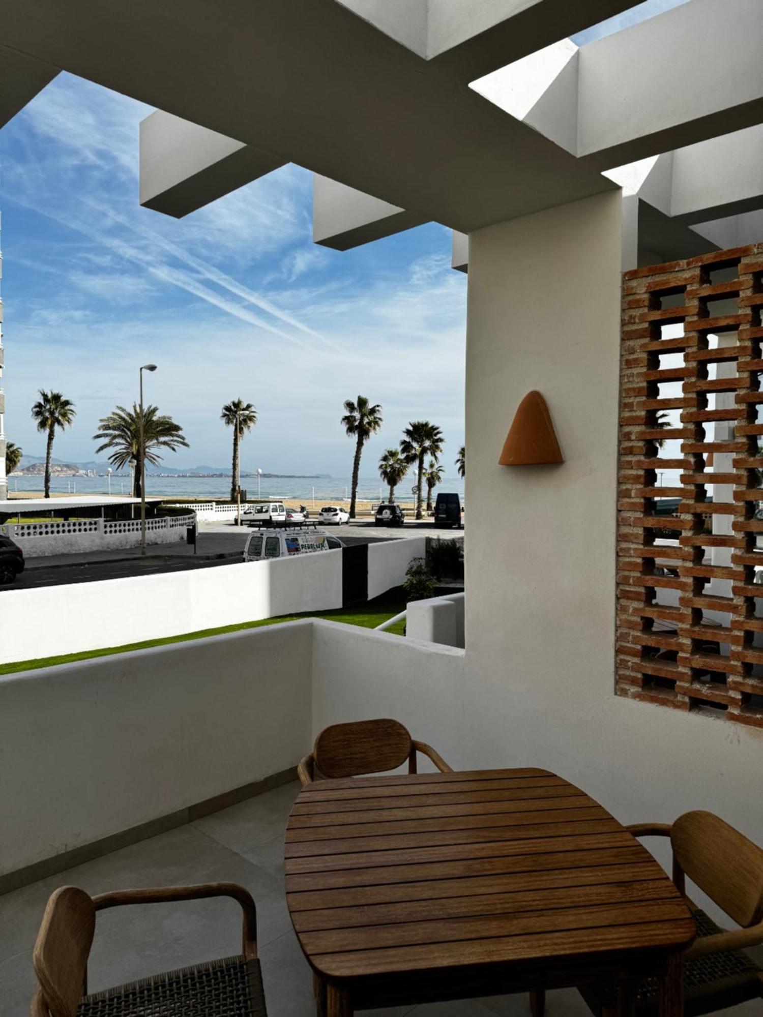 Reyes Catolicos Premium Beach, Playa Urbanova, Alicante Exterior photo