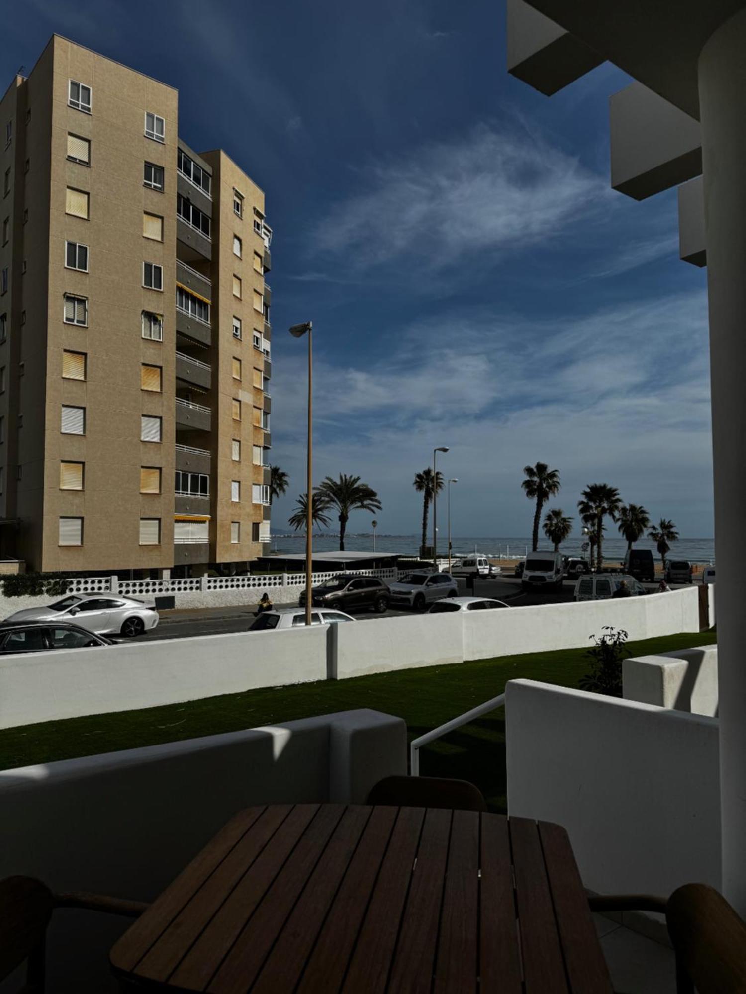 Reyes Catolicos Premium Beach, Playa Urbanova, Alicante Exterior photo